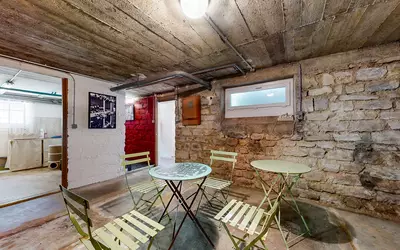 Dijon (21000) Maison 140 M2 Et Dépendances Total 317 M2