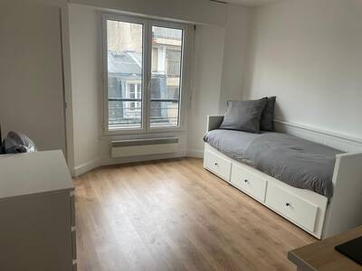 Location appartement studio Paris 16e