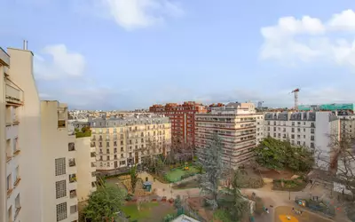 Paris 17E