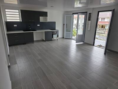 Location appartement 5 pièces Saint-Laurent-du-Maroni (97320)