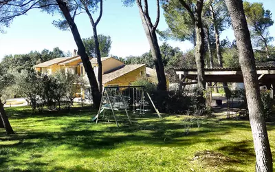Villeneuve-Lès-Avignon (30400)