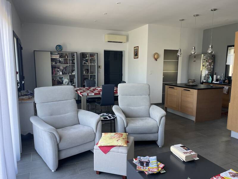Saint-Cyr-Sur-Mer (83270)