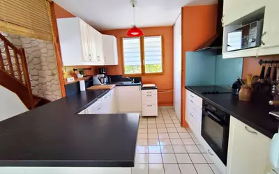 Vaux-Le-Pénil (77000)