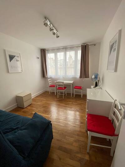 Location appartement studio Paris 1er