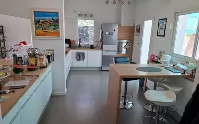 Fréjus (83600)