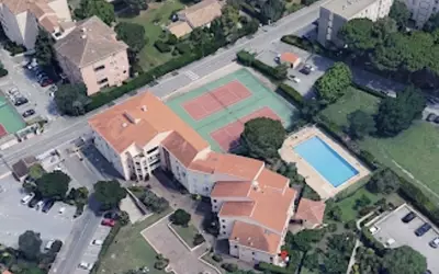 Fréjus (83600)