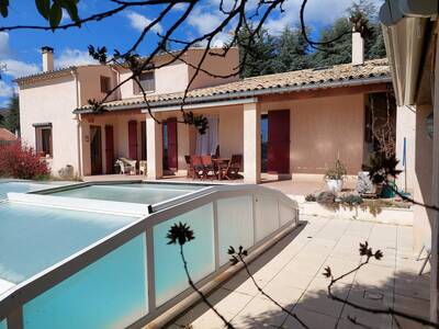 Vente maison 6 pièces Saint-Étienne-les-Orgues (04230)