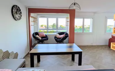 Nantes (44000)