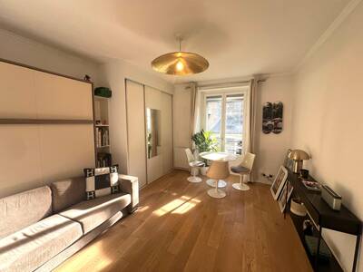 Location appartement studio Paris 15e