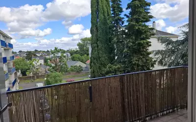 Nantes (44000)
