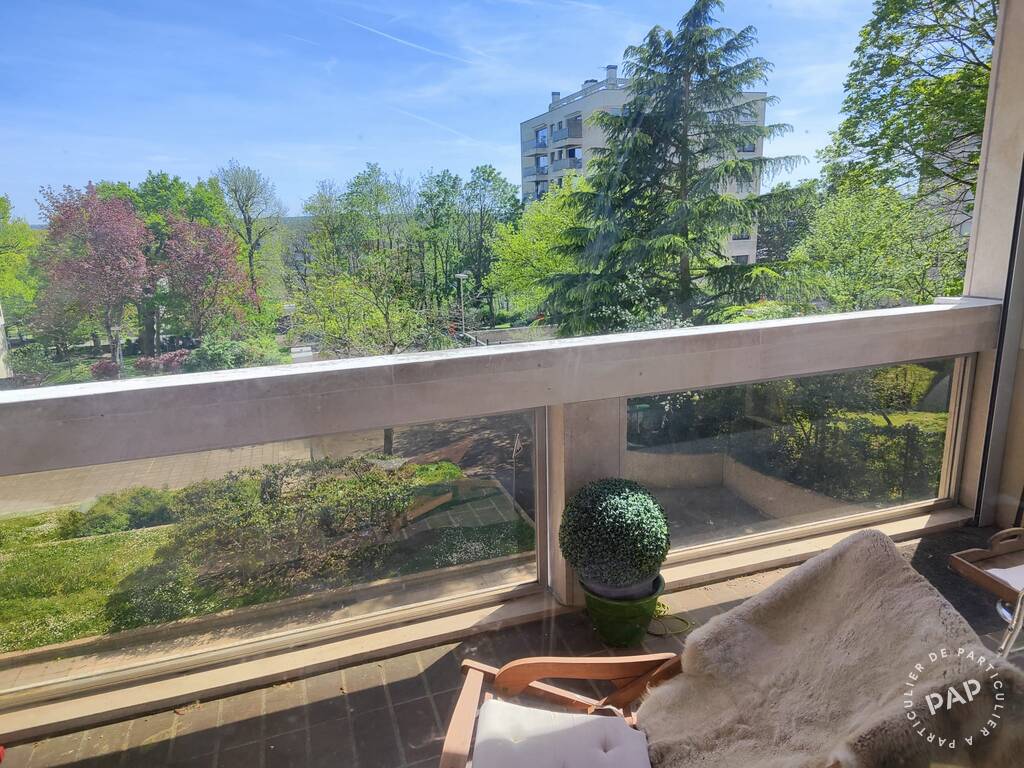 Appartement 6 pièces 135 m² · à Garches · 135 m² · 690 000 €