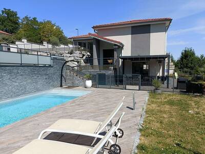 Vente maison 6 pièces Saint-Genest-Lerpt (42530)