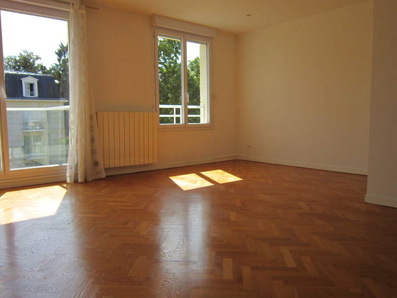 Chantilly (60500)