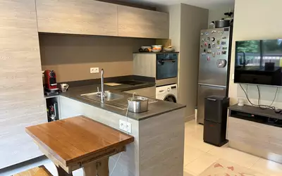 + Box + Cave, Ermont (95120)