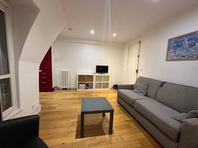 Location appartement studio Paris 8e