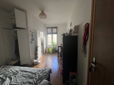 Location appartement studio Paris 18e