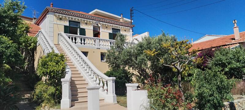 Toulon (83000)
