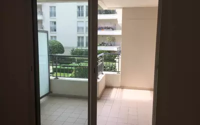 Issy-Les-Moulineaux (92130)