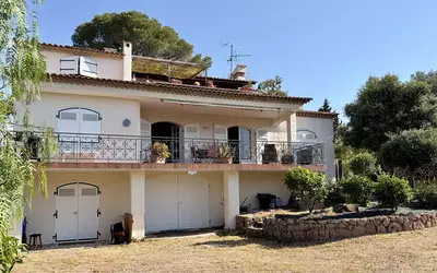 Fréjus (83600)