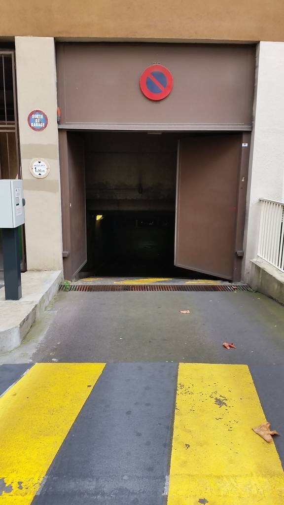 Paris 11E