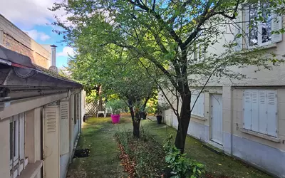 Bois-Colombes (92270)