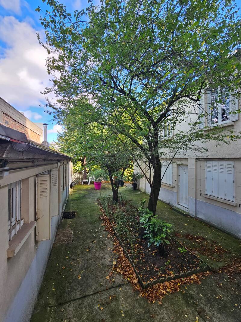 Bois-Colombes (92270)