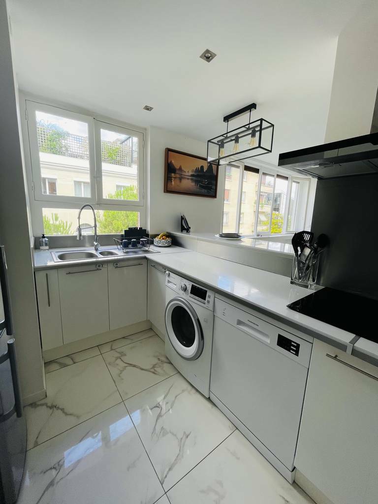 Neuilly-Sur-Seine (92200)