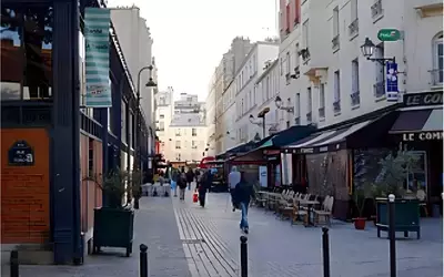Paris 18E