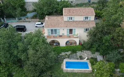 Besse-Sur-Issole (83890)