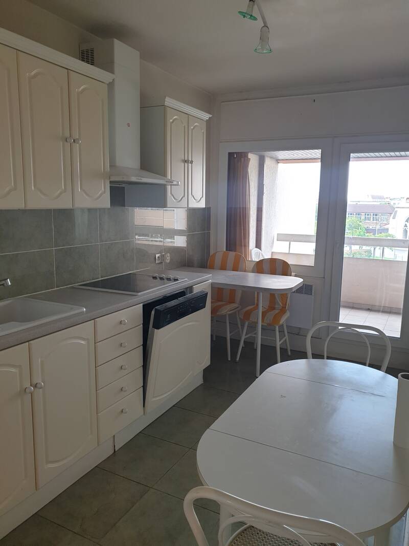 Chelles (77500)