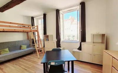 Toulon (83000)