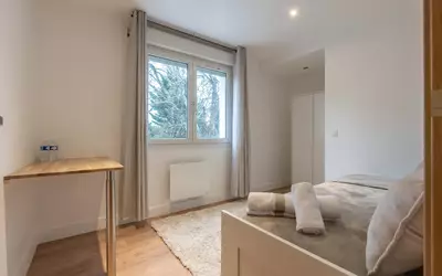 - Maison De Ville