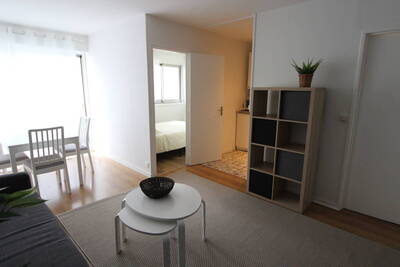 Location appartement 2 pièces Paris 18e