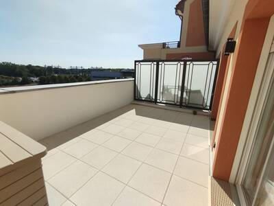 Location appartement 5 pièces Le Plessis-Robinson (92350)