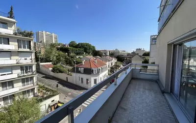 Courbevoie (92400)