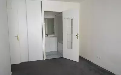 Puteaux (92800)