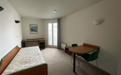 Courbevoie (92400)