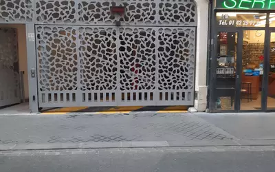 Paris