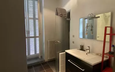 Angers (49000)
