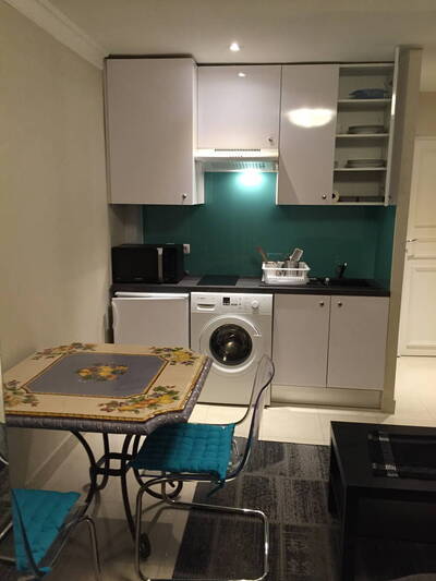 Location appartement studio Paris 9e