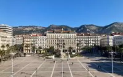 Toulon (83000)