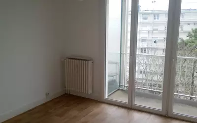 Nantes (44000)