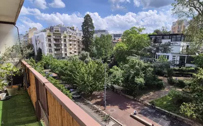 Issy-Les-Moulineaux (92130)
