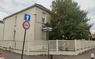 Immeuble 250 m² · à Livry-Gargan · 250 m² · 550 000 €