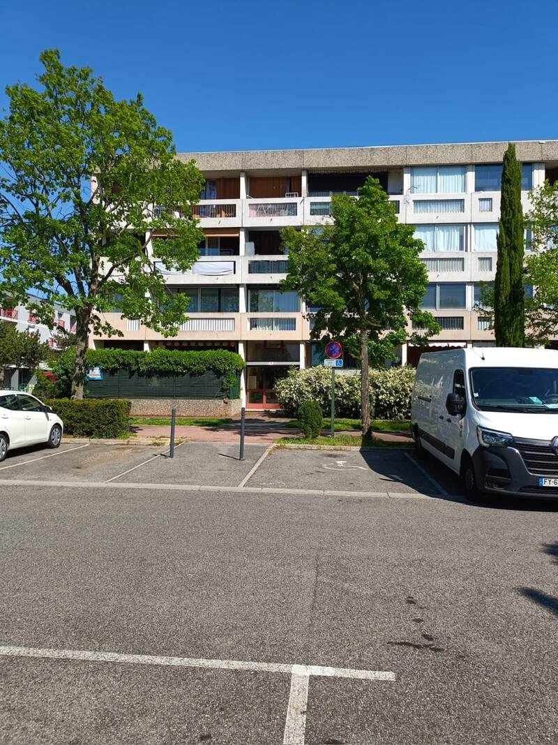 Valence (26000)