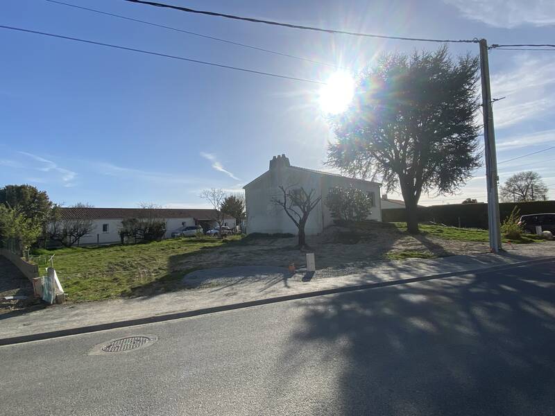 Apremont (85220)