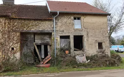 Charmes-Saint-Valbert (70120)