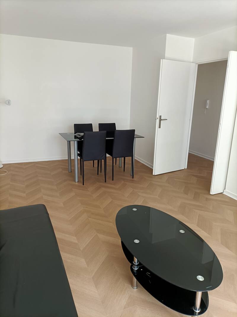 Issy-Les-Moulineaux