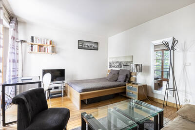 Location appartement studio Paris 16e