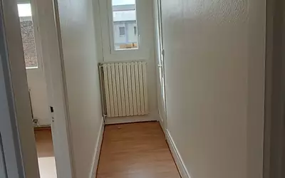 Chauny (02300)